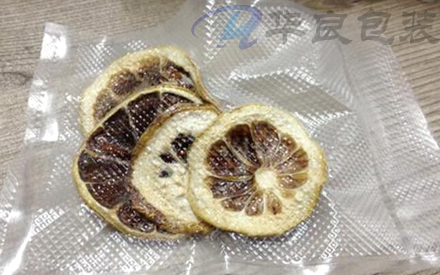 沒有紋路的光面塑料袋如何抽真空？